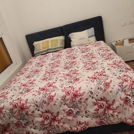 Modern Apartment In Тирана Екстер'єр фото